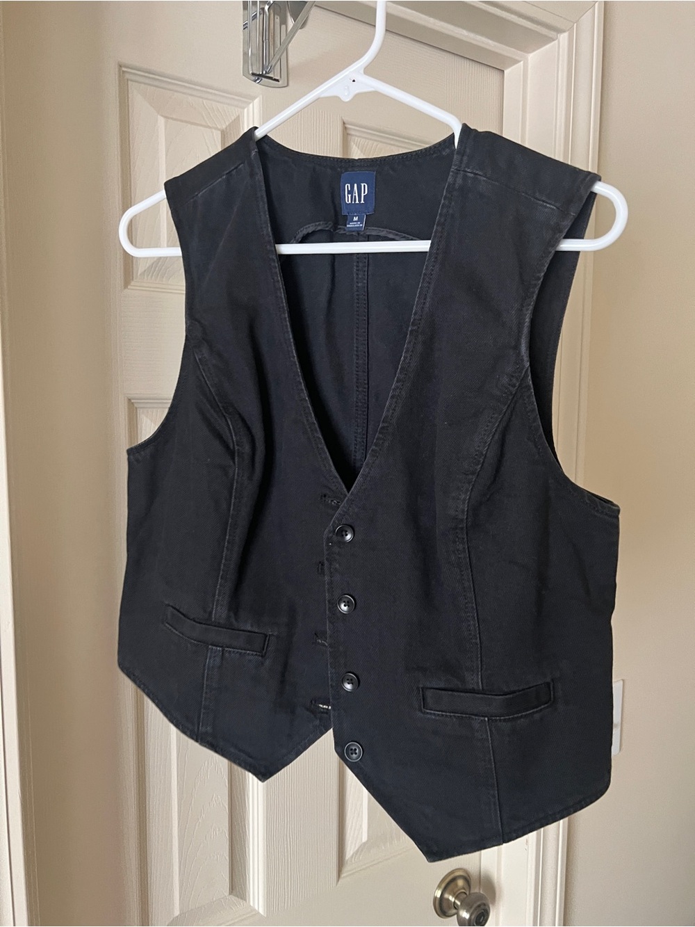 NWOT GAP Black Casual Button Vest